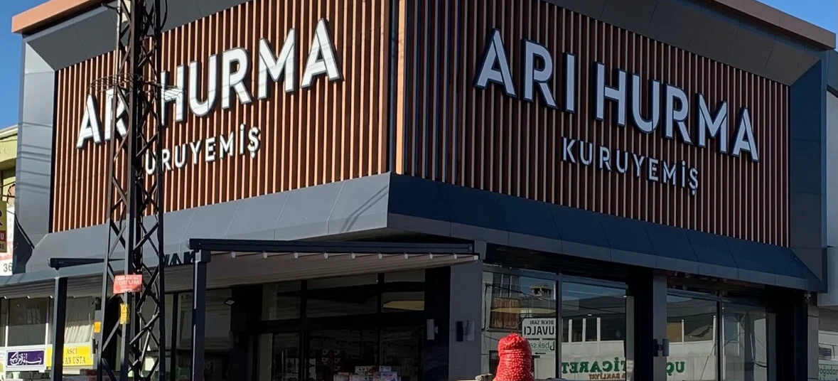 Arı Hurma Kuruyemiş mağazası